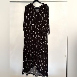 Women long dress with long sleeves size 20 Lane Bryant. New no tags